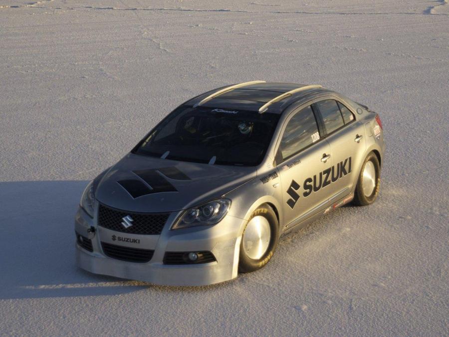  Suzuki Kizashi Bonneville Special 2010 года  (фото 11 из 18)